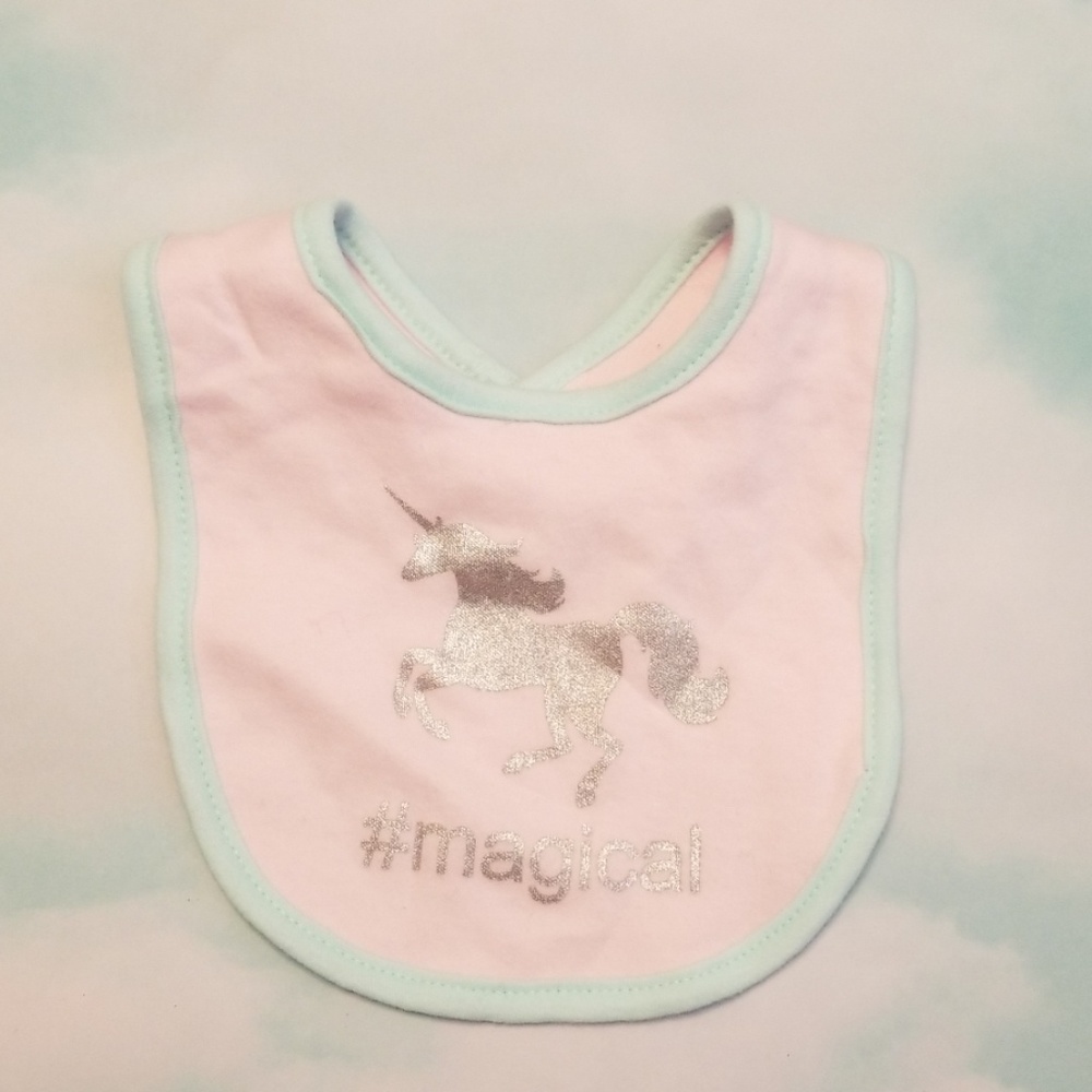 Mini Muffin Bib Magical